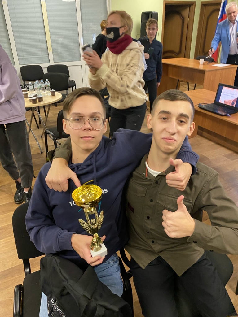 UZisNF31MHo.jpg