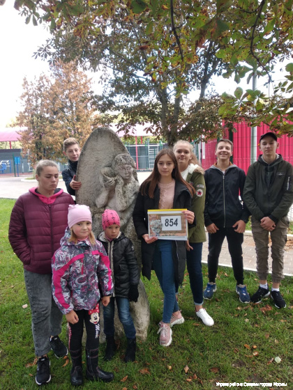 Сотрудники ГБУ Талисман и КДНиЗП района Савелки провели фотопрогулку с учащимися школ 854 и 1557