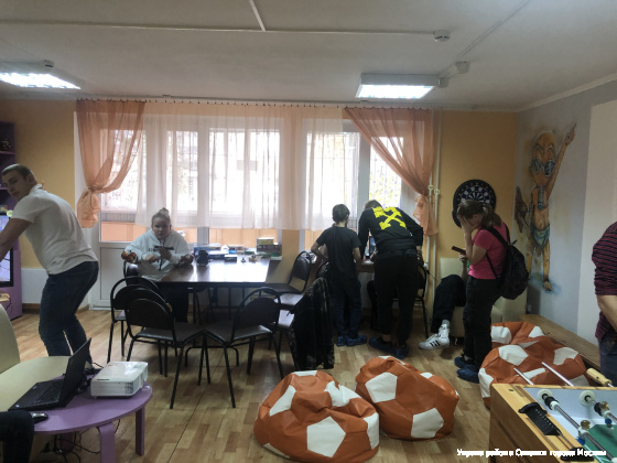 В субботу 26 октября сотрудники КДНиЗП района Савелки города Москвы посетили День открытых дверей отделения дневного пребывания филиала "Зеленый город" ГБУ ЦПСиД