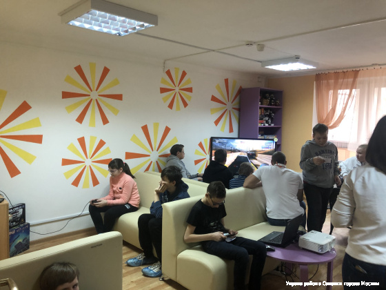 В субботу 26 октября сотрудники КДНиЗП района Савелки города Москвы посетили День открытых дверей отделения дневного пребывания филиала "Зеленый город" ГБУ ЦПСиД