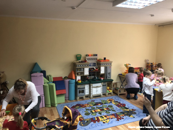 В субботу 26 октября сотрудники КДНиЗП района Савелки города Москвы посетили День открытых дверей отделения дневного пребывания филиала "Зеленый город" ГБУ ЦПСиД