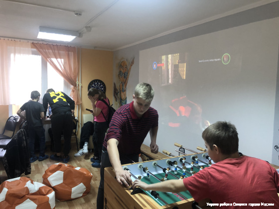 В субботу 26 октября сотрудники КДНиЗП района Савелки города Москвы посетили День открытых дверей отделения дневного пребывания филиала "Зеленый город" ГБУ ЦПСиД