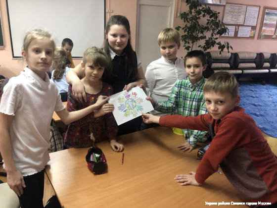 7 ноября в 4Г классе ГБОУ города Москвы "Школа № 609" сотрудниками комиссии по делам несовершеннолетних и защите их прав организовано и проведено интеллектуально-развлекательное мероприятие, посвященное понятию "Толерантность"